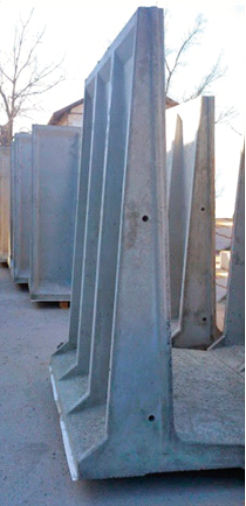 IBIPC catalogue photo · p. 32